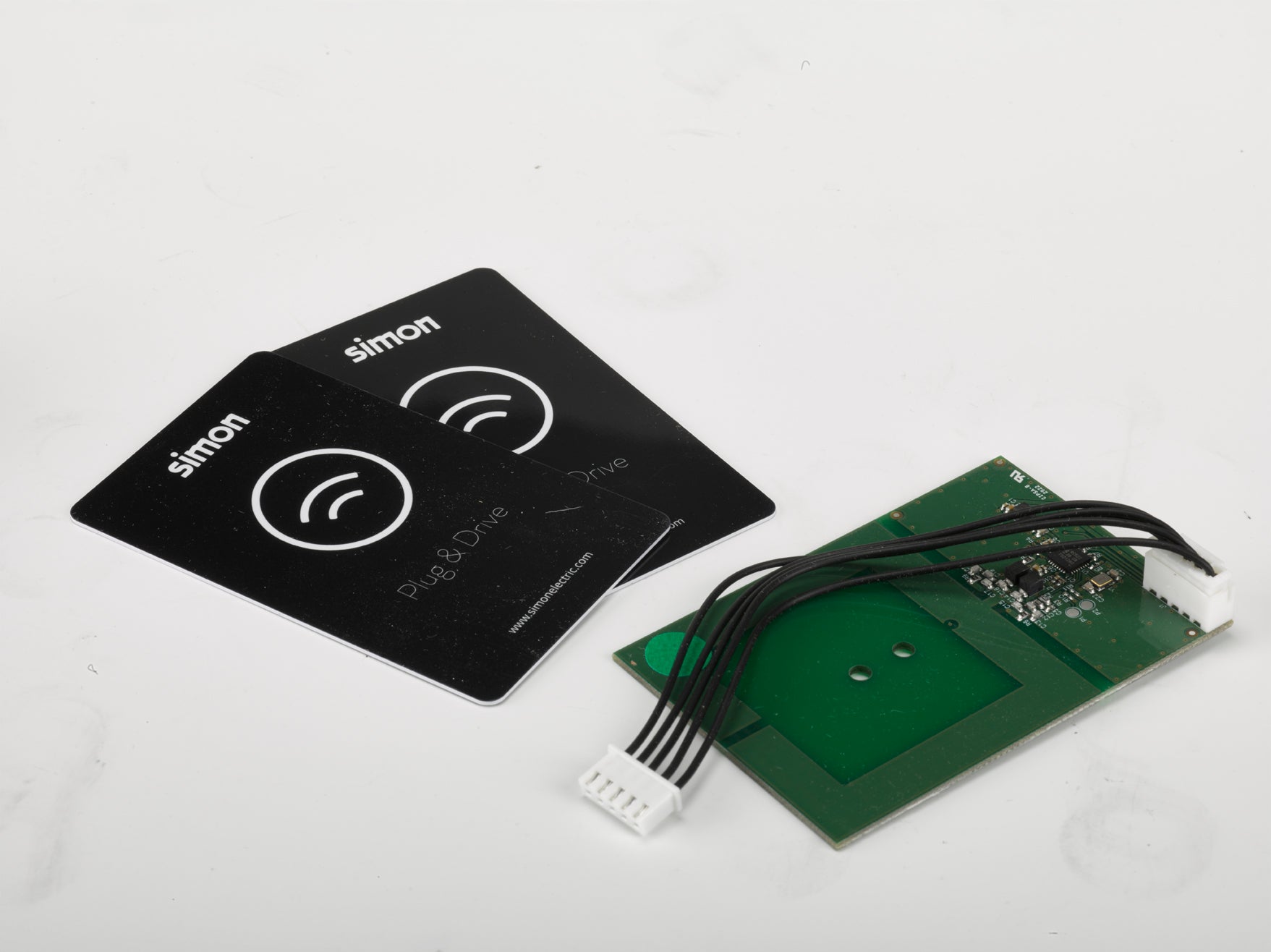 Lector RFID Simon con tarjetas