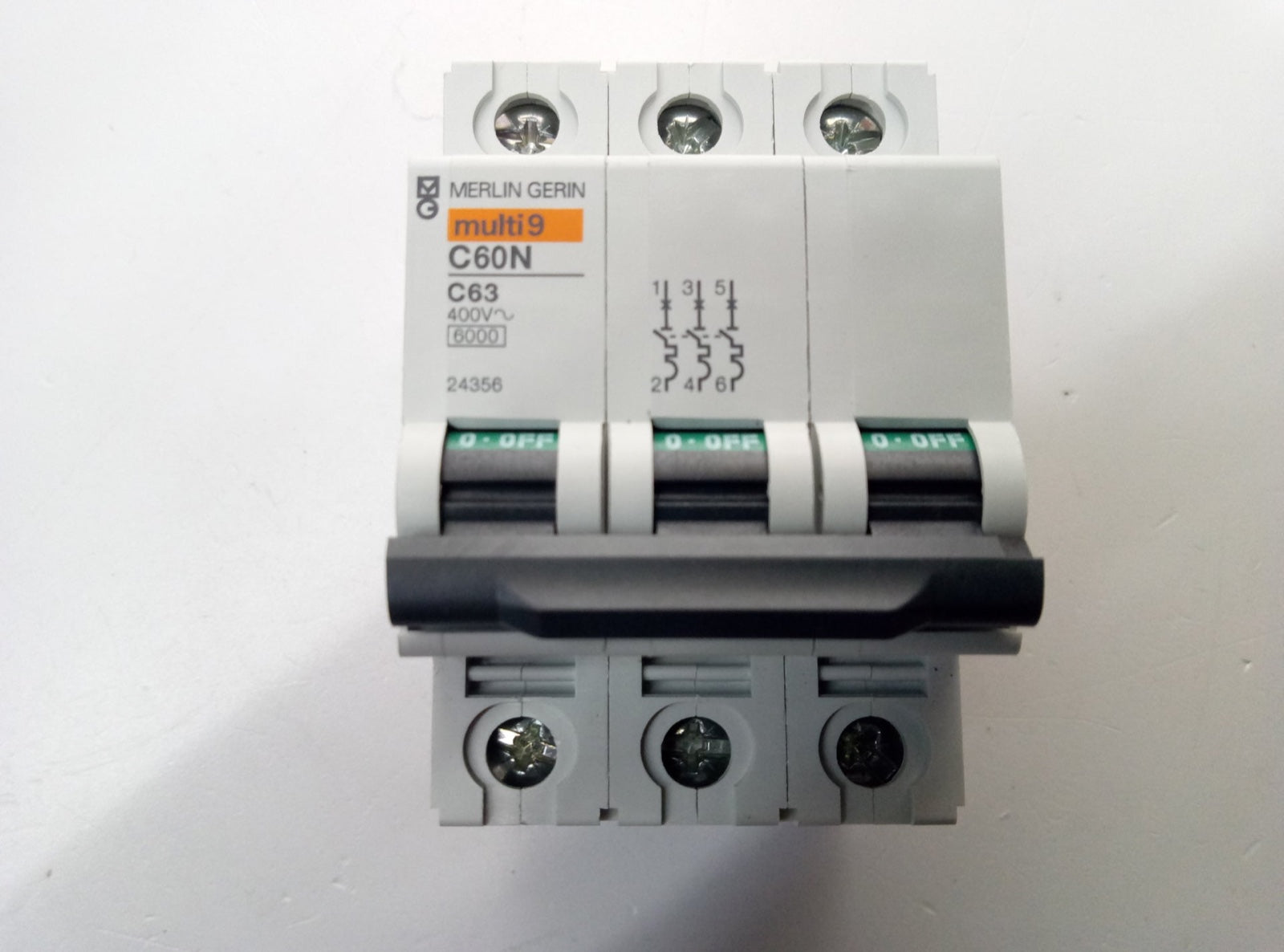 Magnetotérmico Schneider Multi 9 C60N 3P 63 A curva C - referencia 24356