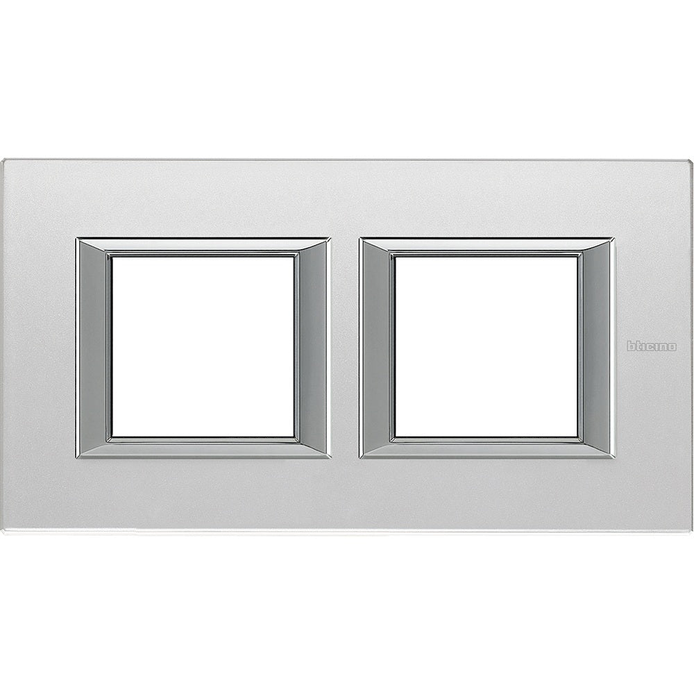 Placa rectangular BTicino Axolute 2 × 2 módulos, cristal espejo – Ref. HA4802M2HVSA - referencia HA4802M2HVSA