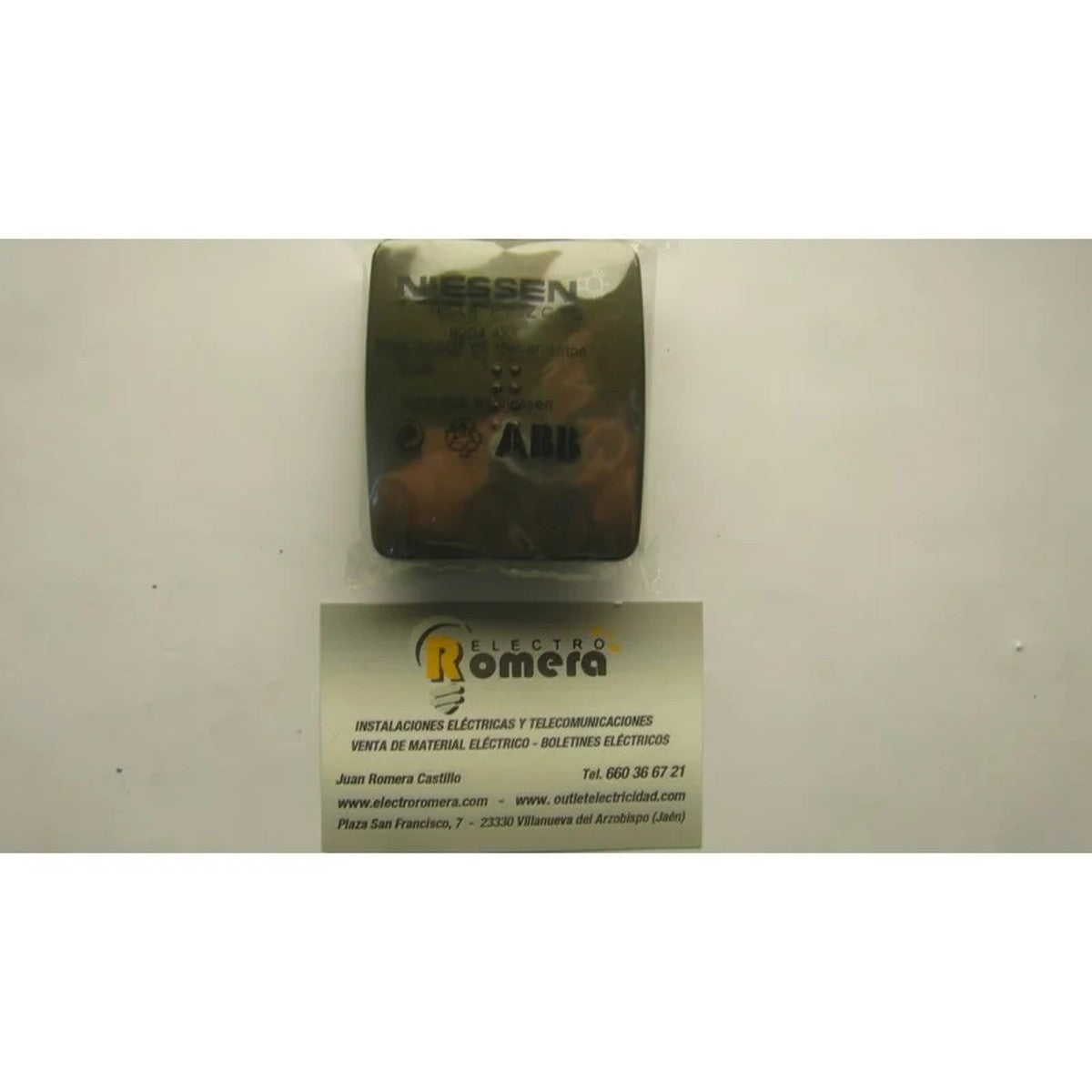 Tecla para pulsador de luz con visor Niessen Arco bronce – Ref. 8204.4-BR