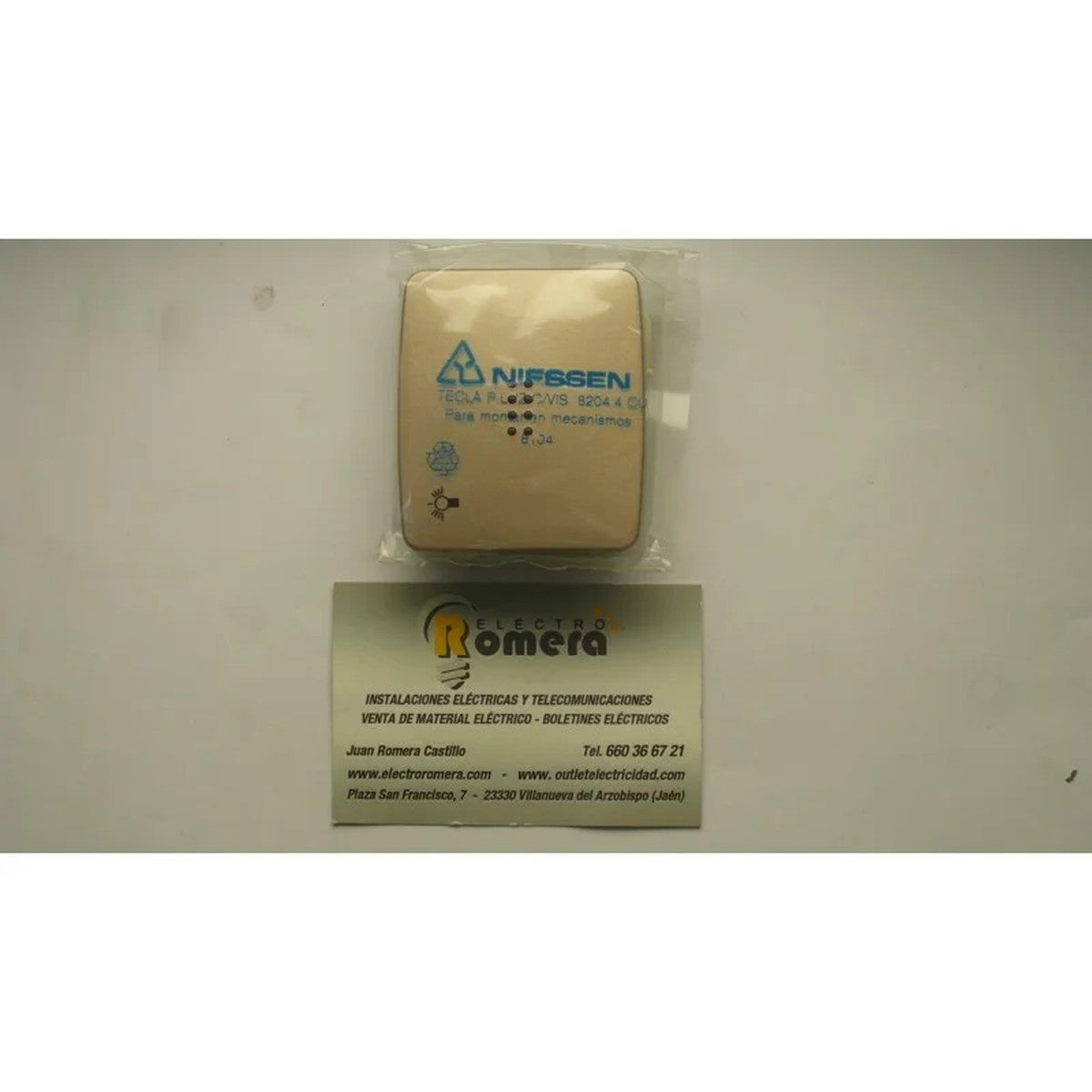 Tecla para pulsador de luz con visor Niessen Arco cobre – Ref. 8204.4-CU