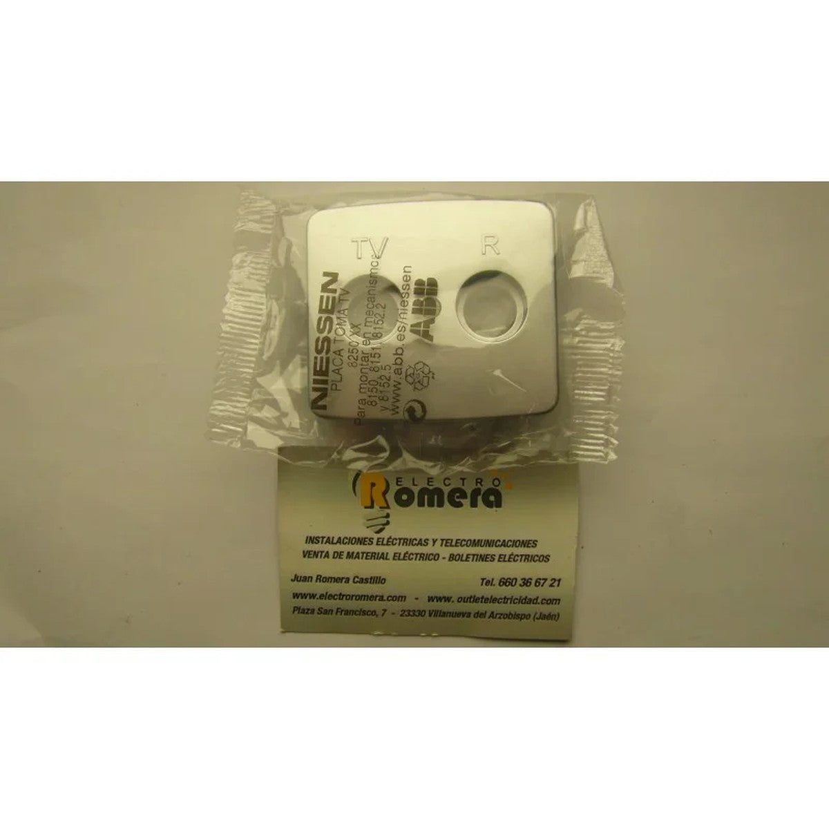 Tapa para toma TV-R Niessen Arco plata mate - referencia 8250PM