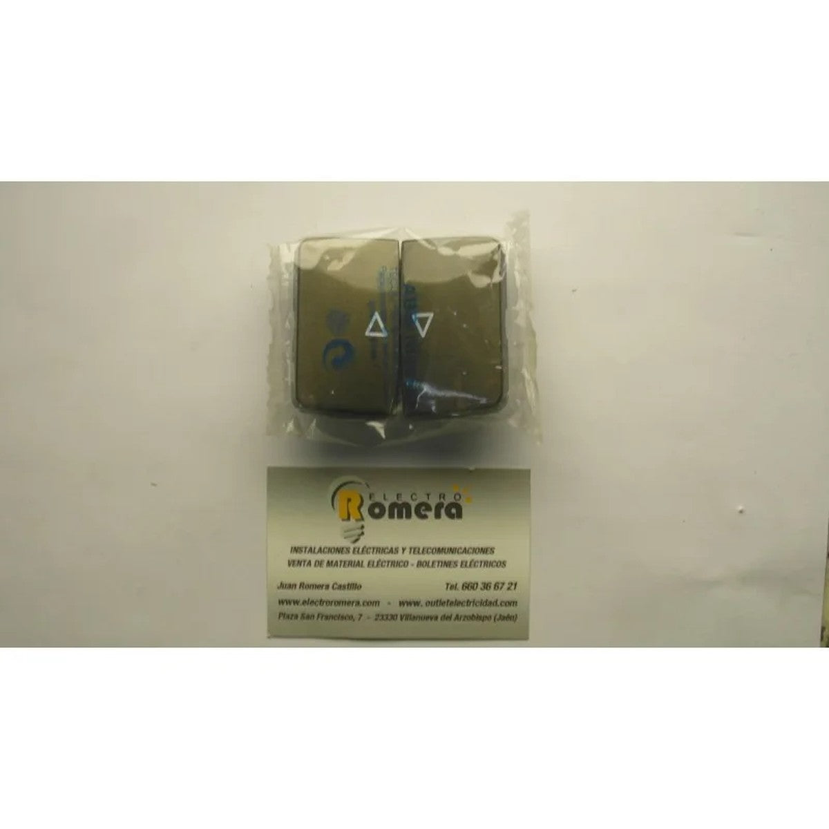 Tecla para persianas Niessen Arco bronce - referencia 8244BR
