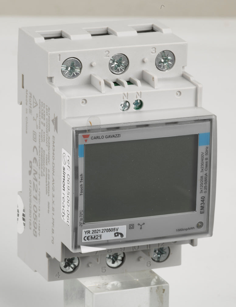 Modulador trifásico de fotovoltaica Simon