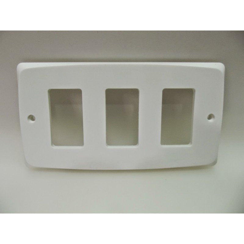 Placa blanca para 3 mecanismos BJC